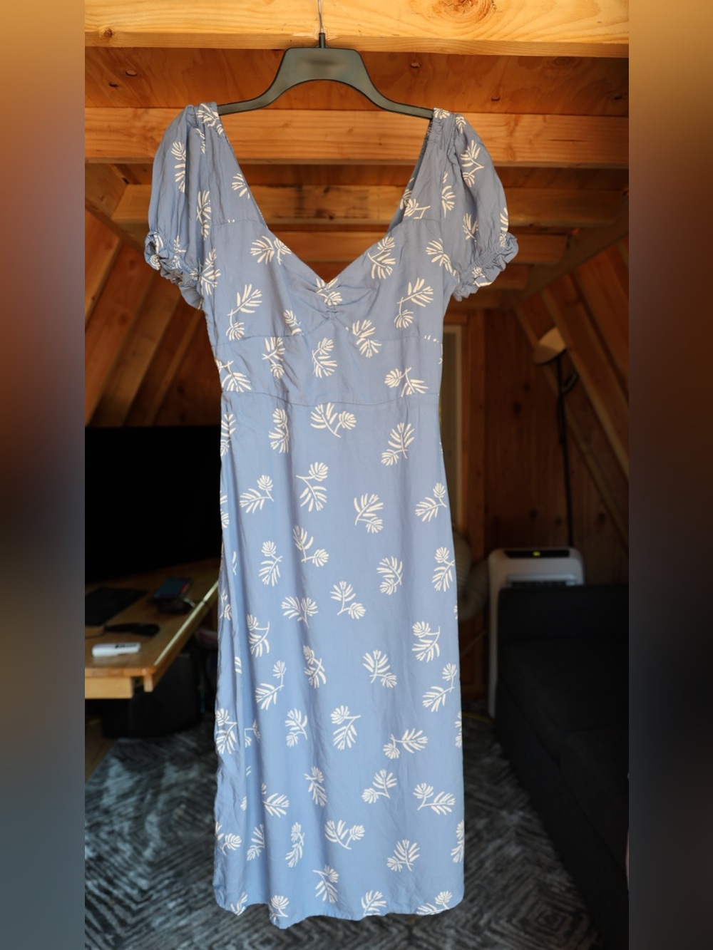 Billabong Midi Dress S Blue Cream Leaf Print Puff Sleeve Smocked Back V Neck